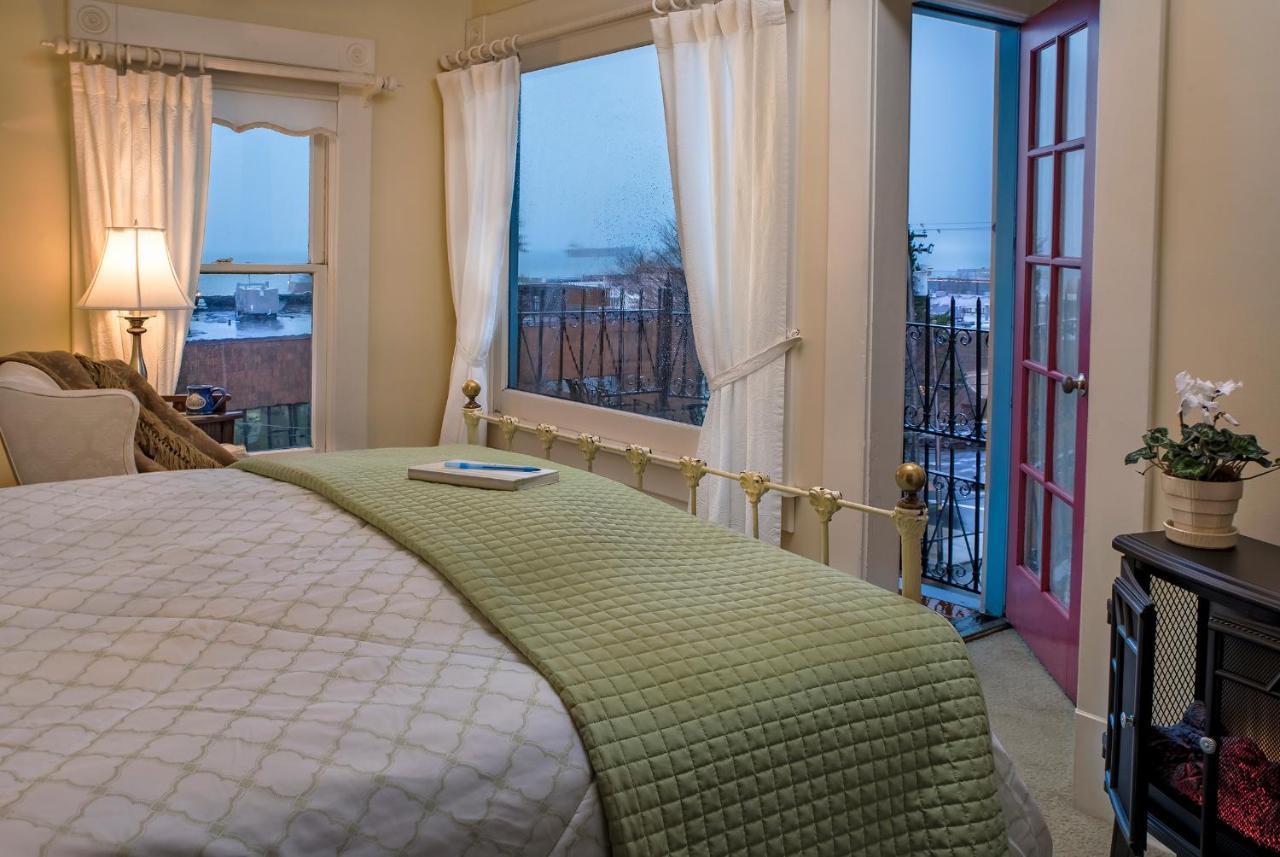 Clementine'S Guest House & Vacation Rentals Astoria Exteriér fotografie