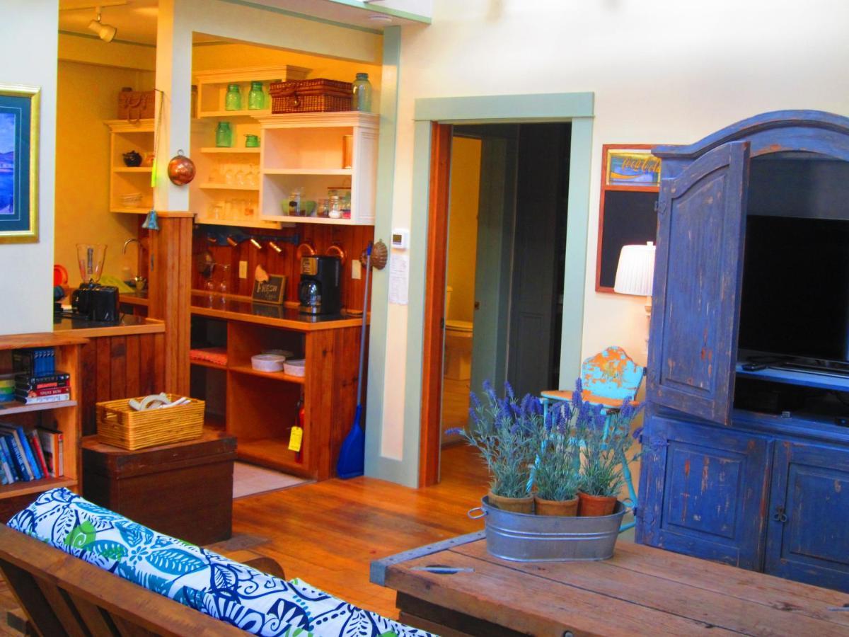 Clementine'S Guest House & Vacation Rentals Astoria Exteriér fotografie
