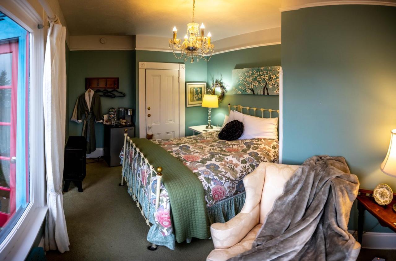 Clementine'S Guest House & Vacation Rentals Astoria Exteriér fotografie
