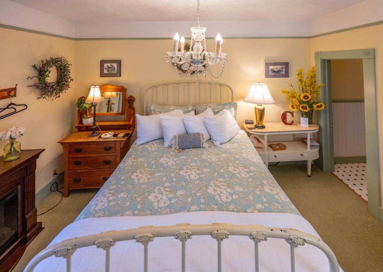 Clementine'S Guest House & Vacation Rentals Astoria Exteriér fotografie