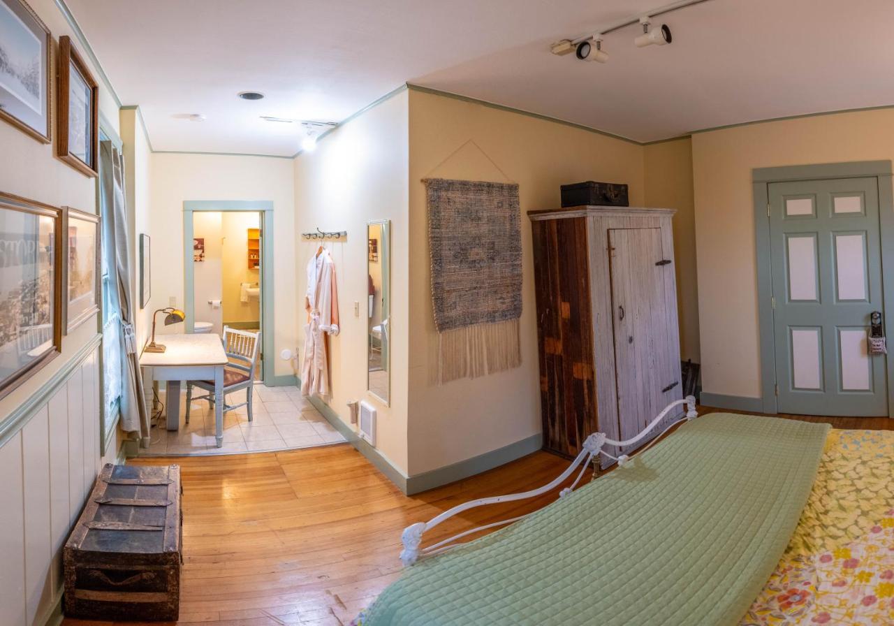 Clementine'S Guest House & Vacation Rentals Astoria Exteriér fotografie