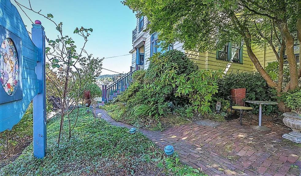 Clementine'S Guest House & Vacation Rentals Astoria Exteriér fotografie